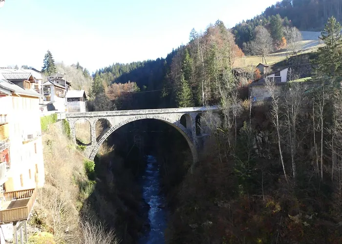 Auberge Des Eglantiers